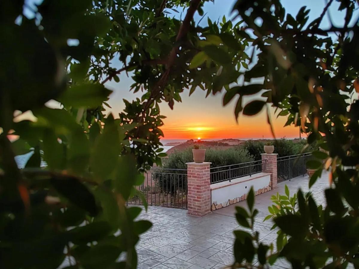 Il Casale Di Bovo Marina Βίλα Montallegro Εξωτερικό φωτογραφία
